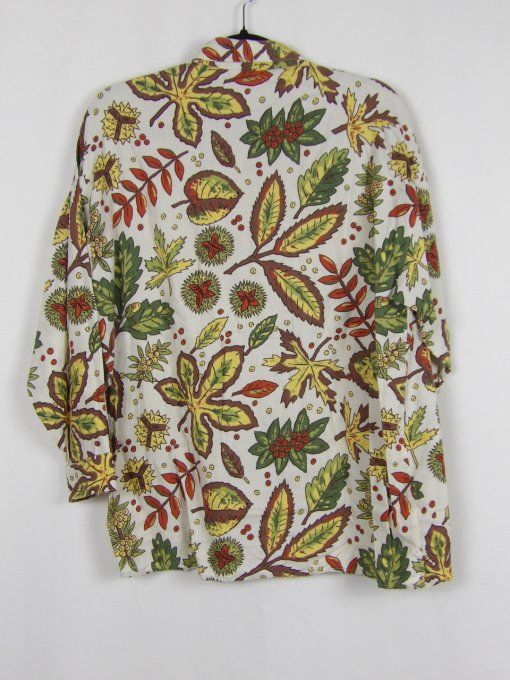 Chemise blanche a motifs fleuries colorés 
